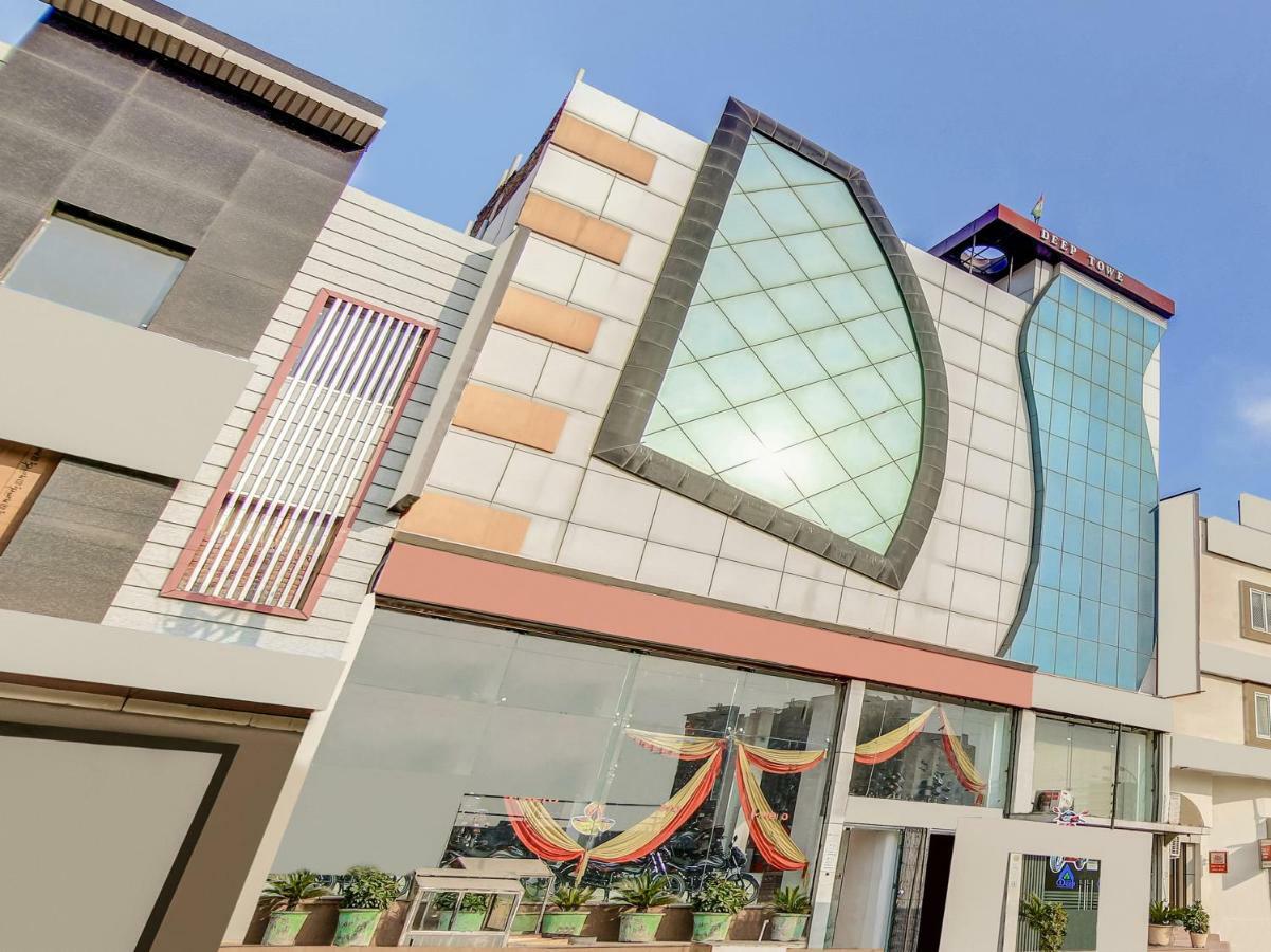 Oyo 27999 Hotel Deep Sirsa Kültér fotó