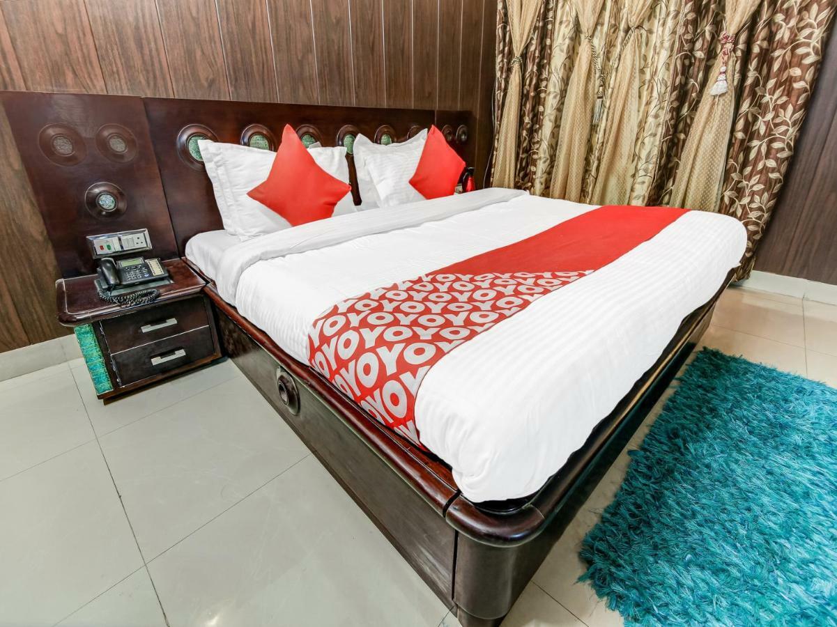 Oyo 27999 Hotel Deep Sirsa Kültér fotó