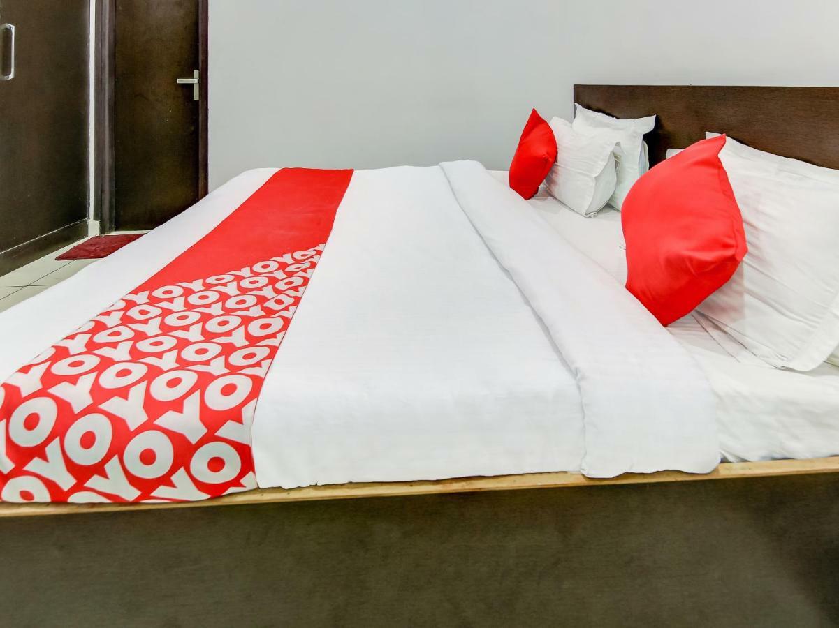 Oyo 27999 Hotel Deep Sirsa Kültér fotó