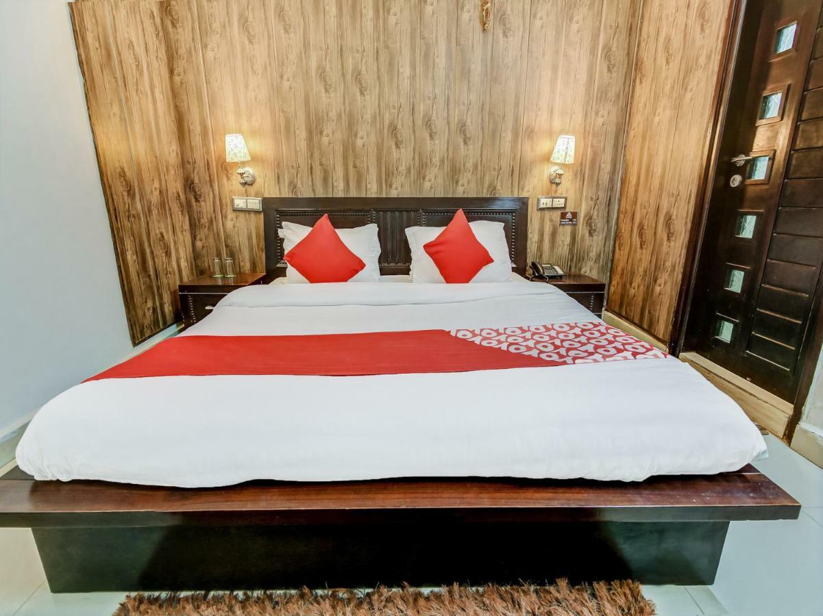 Oyo 27999 Hotel Deep Sirsa Kültér fotó