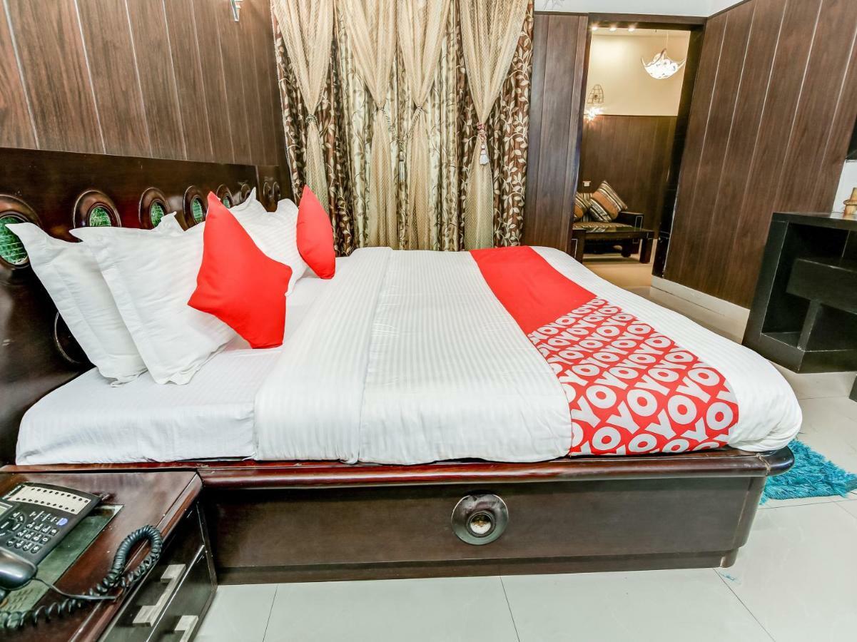 Oyo 27999 Hotel Deep Sirsa Kültér fotó