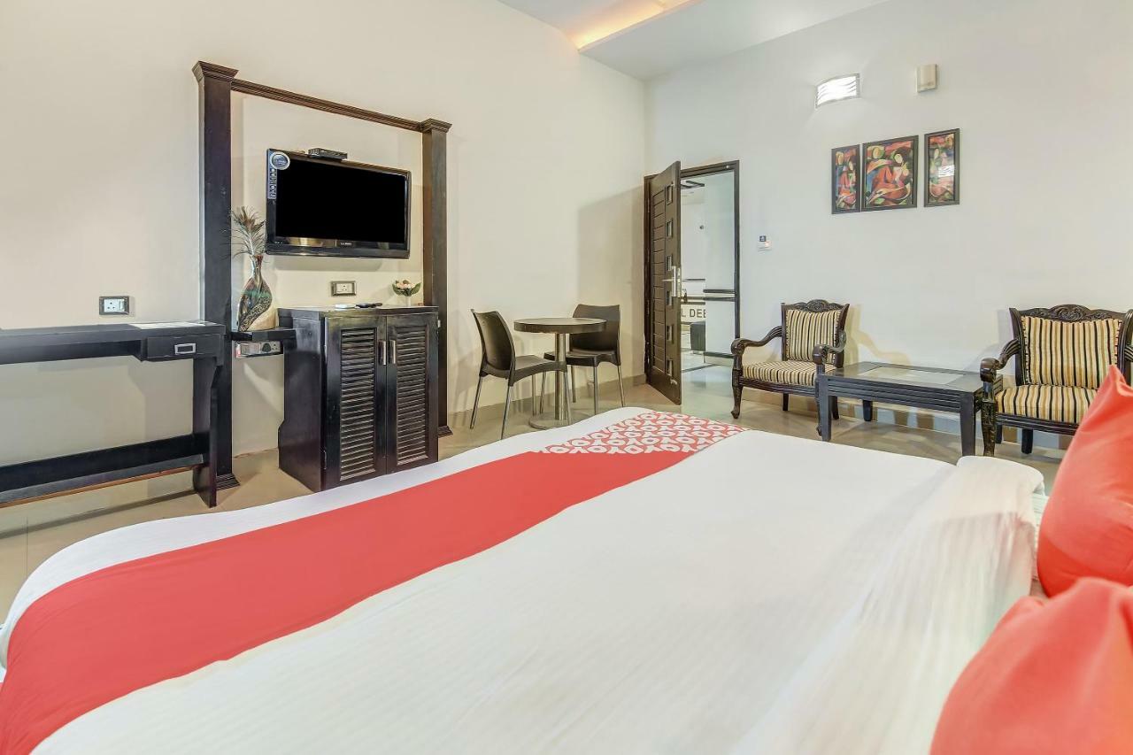 Oyo 27999 Hotel Deep Sirsa Kültér fotó